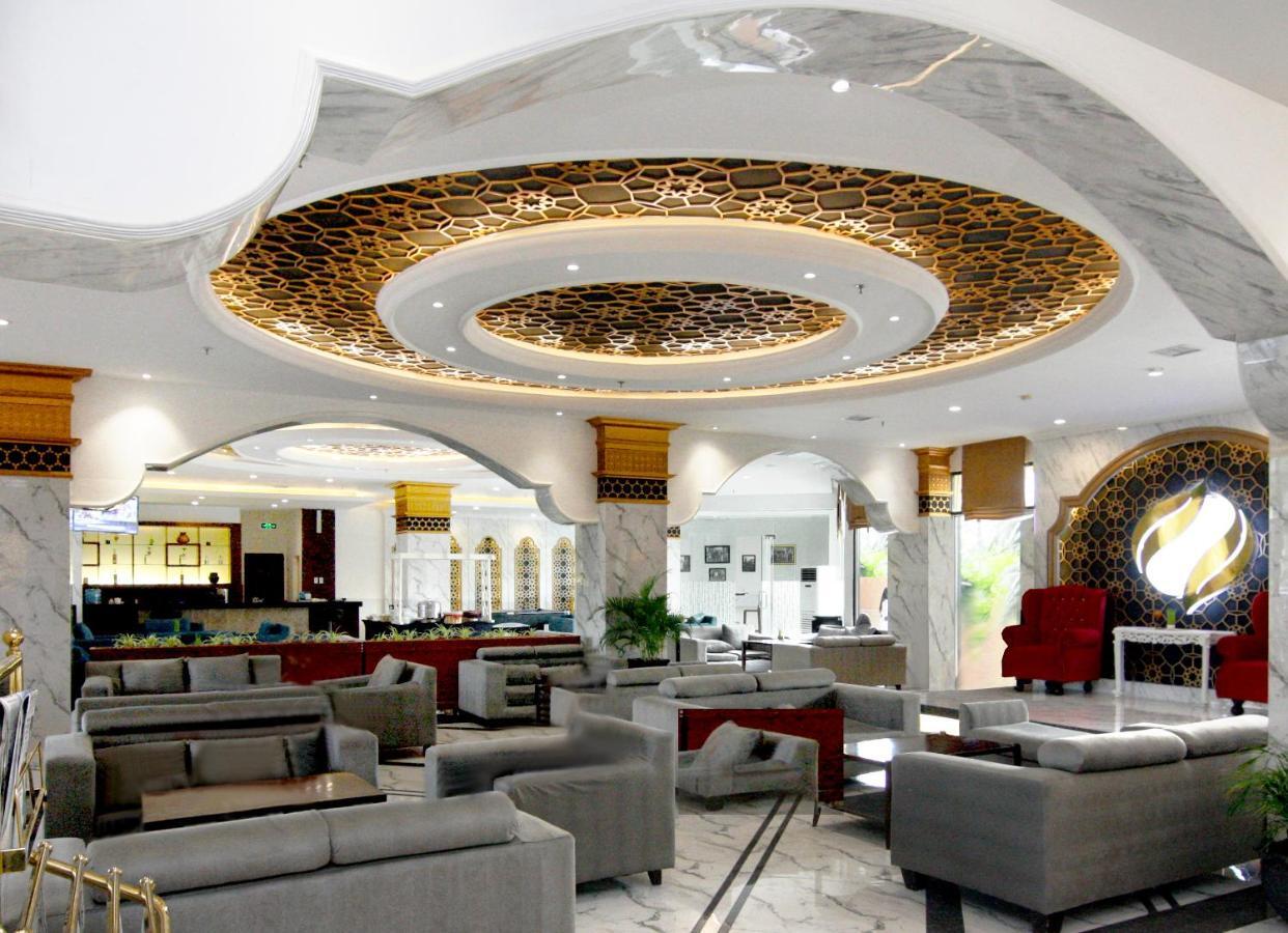 Hermes Palace Hotel Banda Aceh Extérieur photo